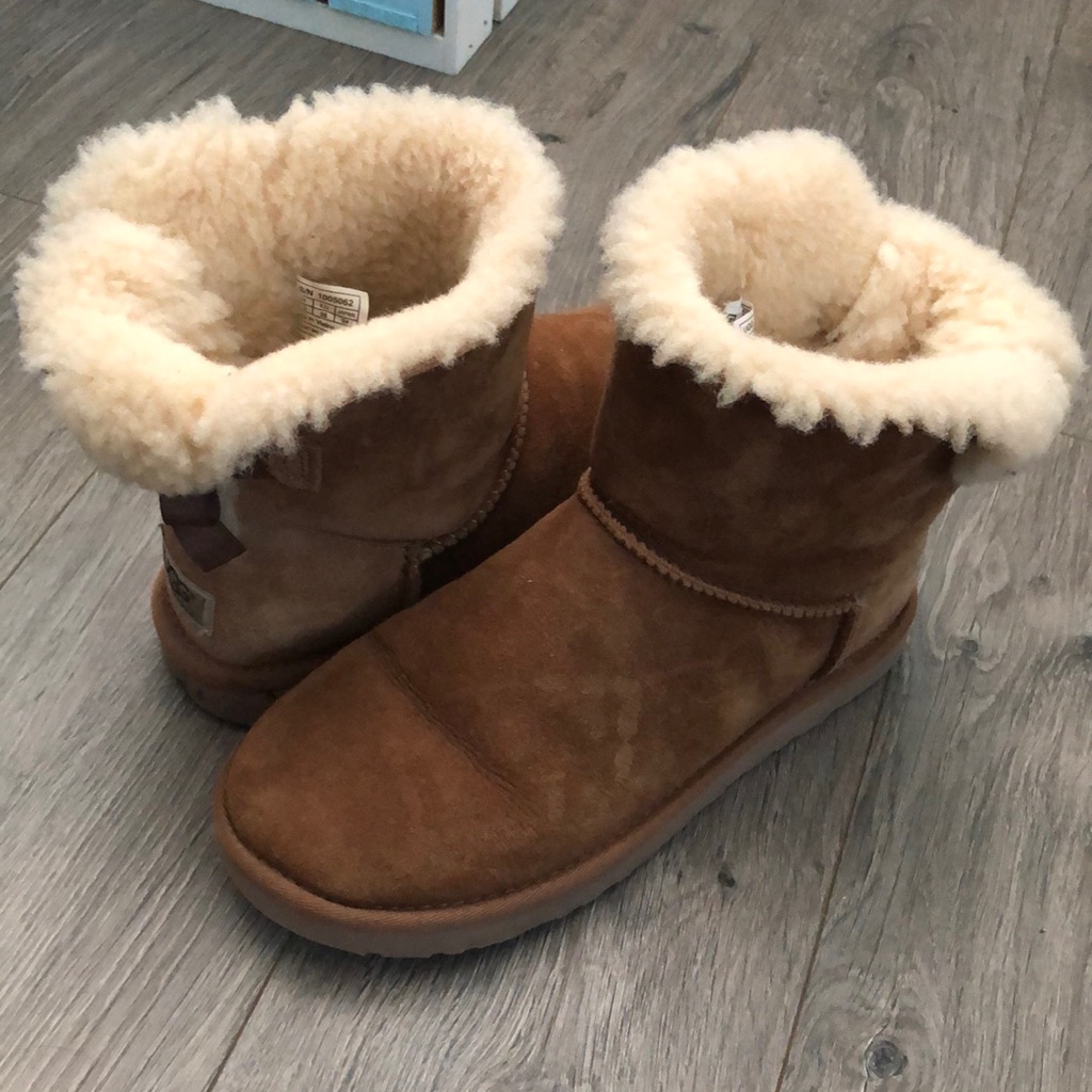 Bailey Bow Uggs Mini